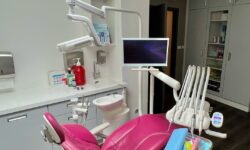 Moderní technologie, profesionální přístup a pohodlí – to vše na jednom místě. Přijďte k nám na dentální kliniku a zažij…